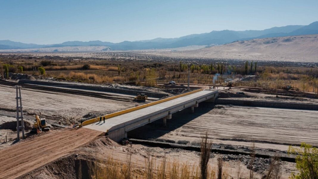 el-puente-de-medanitos-en-su-etapa-final