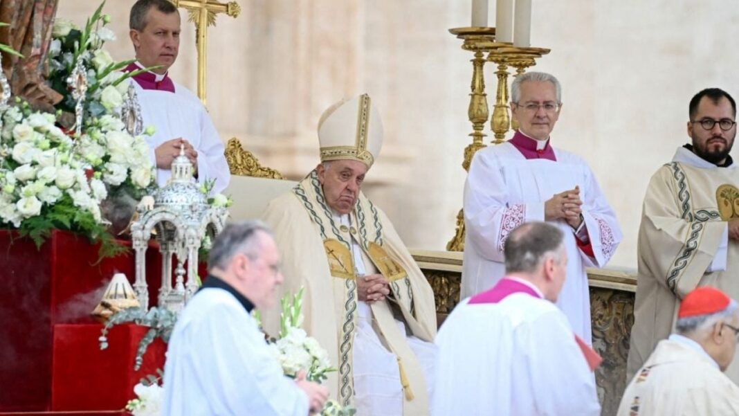 el-papa-francisco-nombro-14-nuevos-santos-en-la-ceremonia-de-canonizacion-de-la-plaza-de-san-pedro